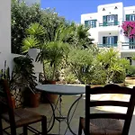 Keros Art Hotel